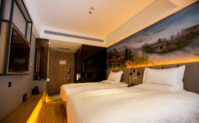 Qiu Guo Hotel Hua Mao Chaoyang  エクステリア 写真